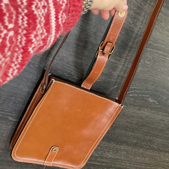 Like New Patricia Nash Cognac Leather Crossbody Bag - Picture 9 of 16